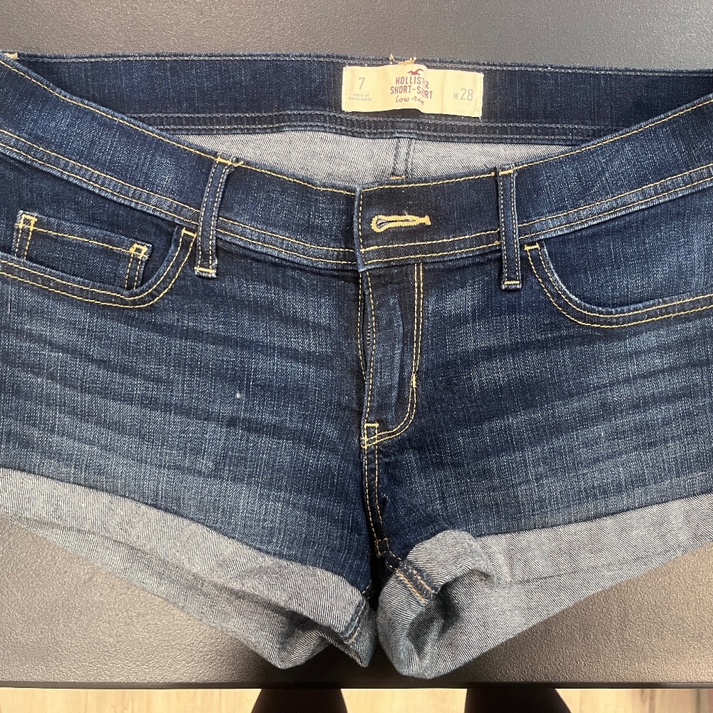 Hollister Jean Shorts size 7